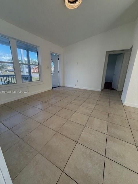 4630 Sw 18th St #4630 - Photo 4 of 19