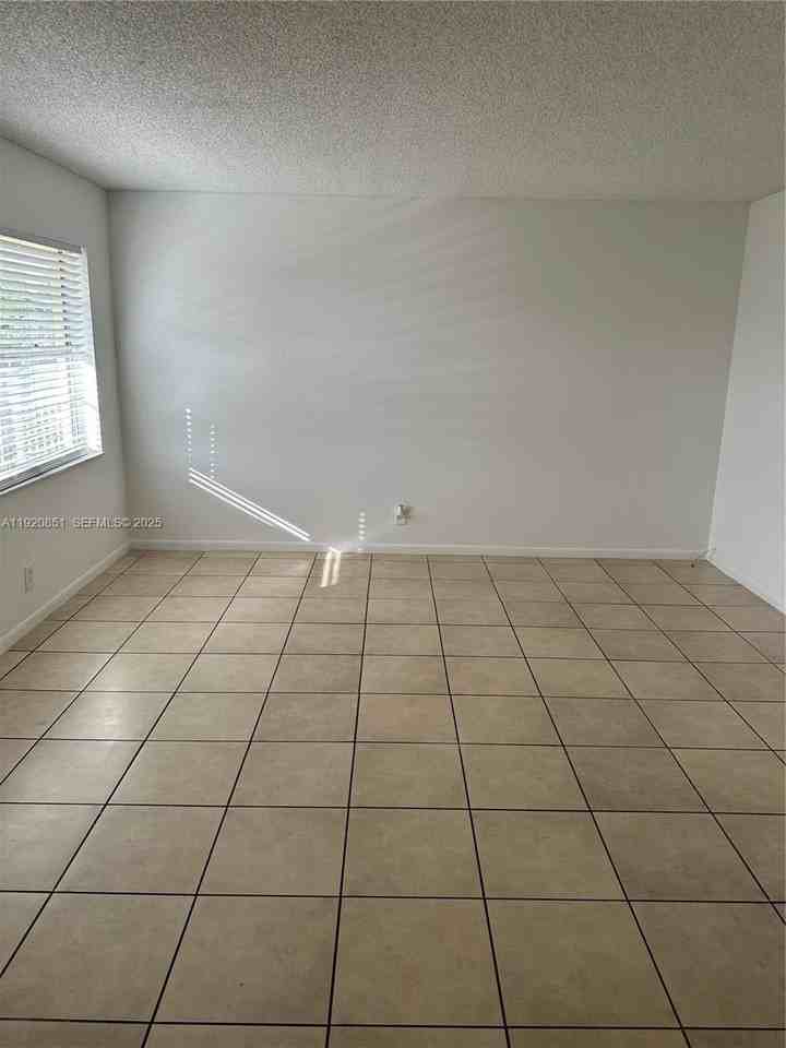 5180 Northeast 6th Avenue #616