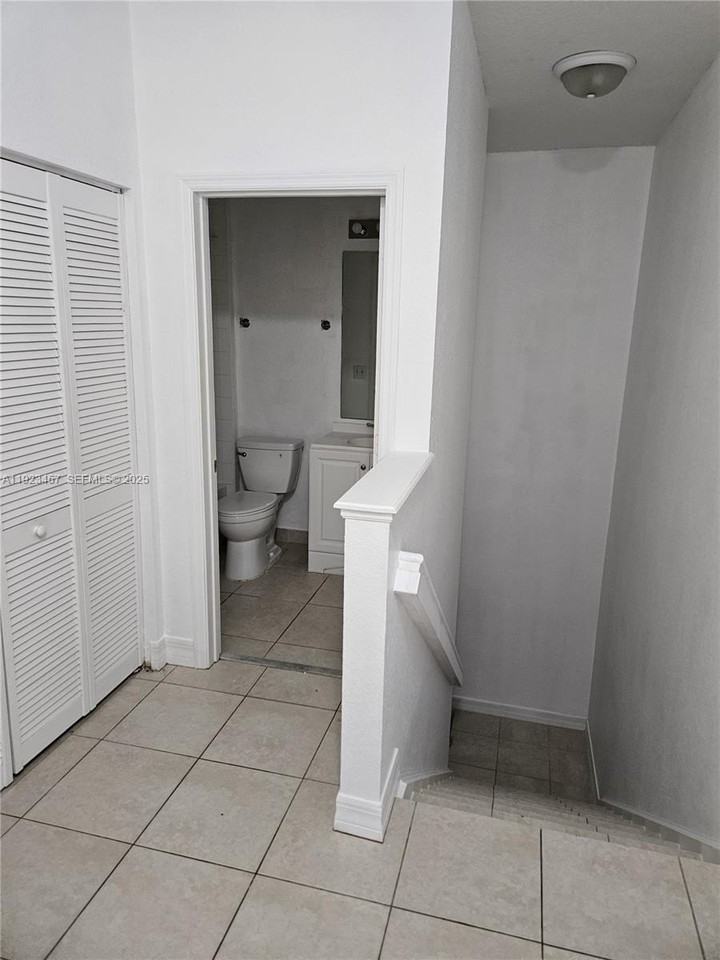 44 Se Sedona Cir #203 - Photo 7 of 16