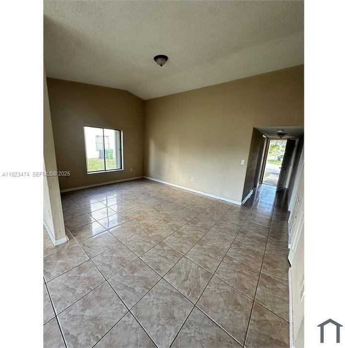 28120 Southwest 141st Place #28120 - Photo 3 of 17