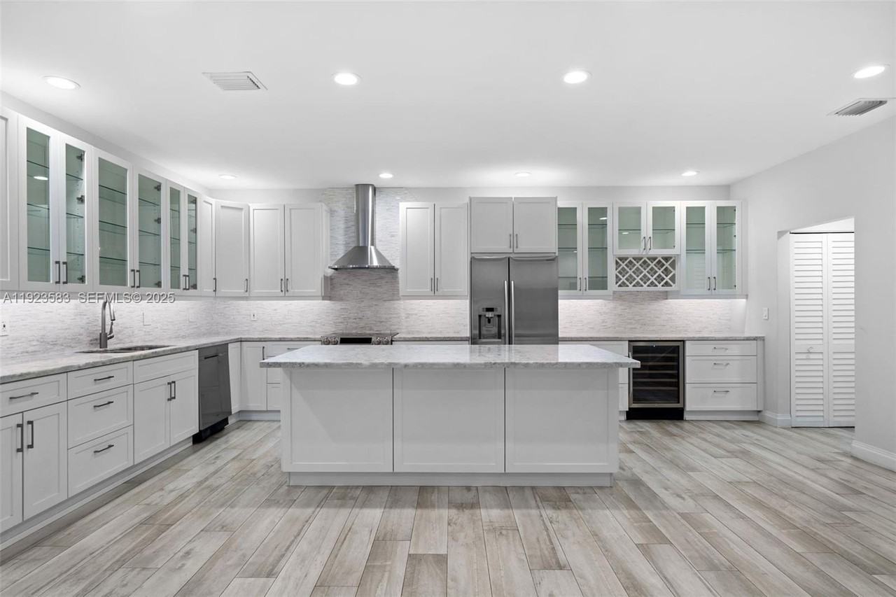 1240 Weeping Willow Way #1240 - Photo 4 of 42