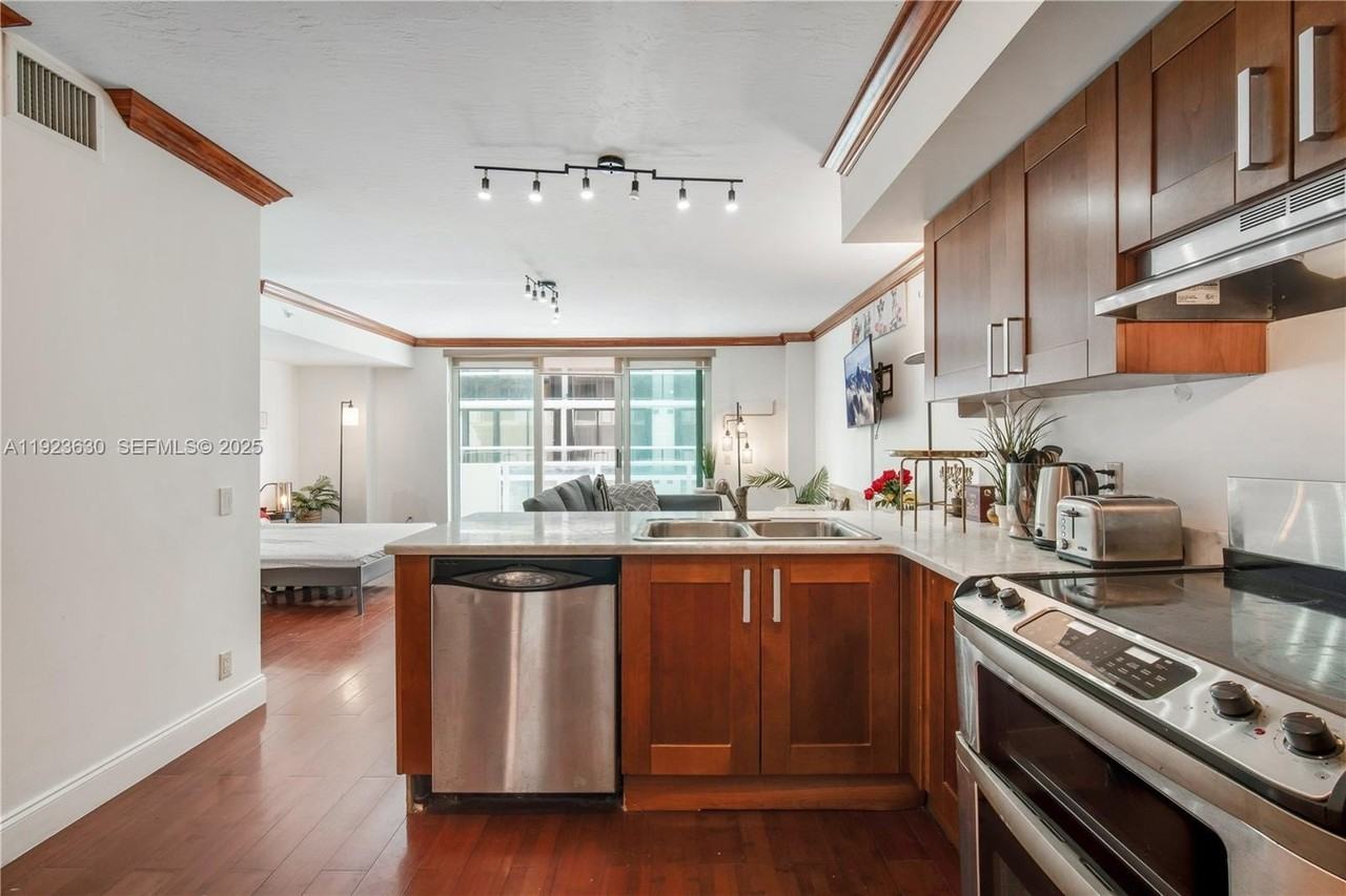 9499 Collins Ave #1005 - Photo 6 of 35