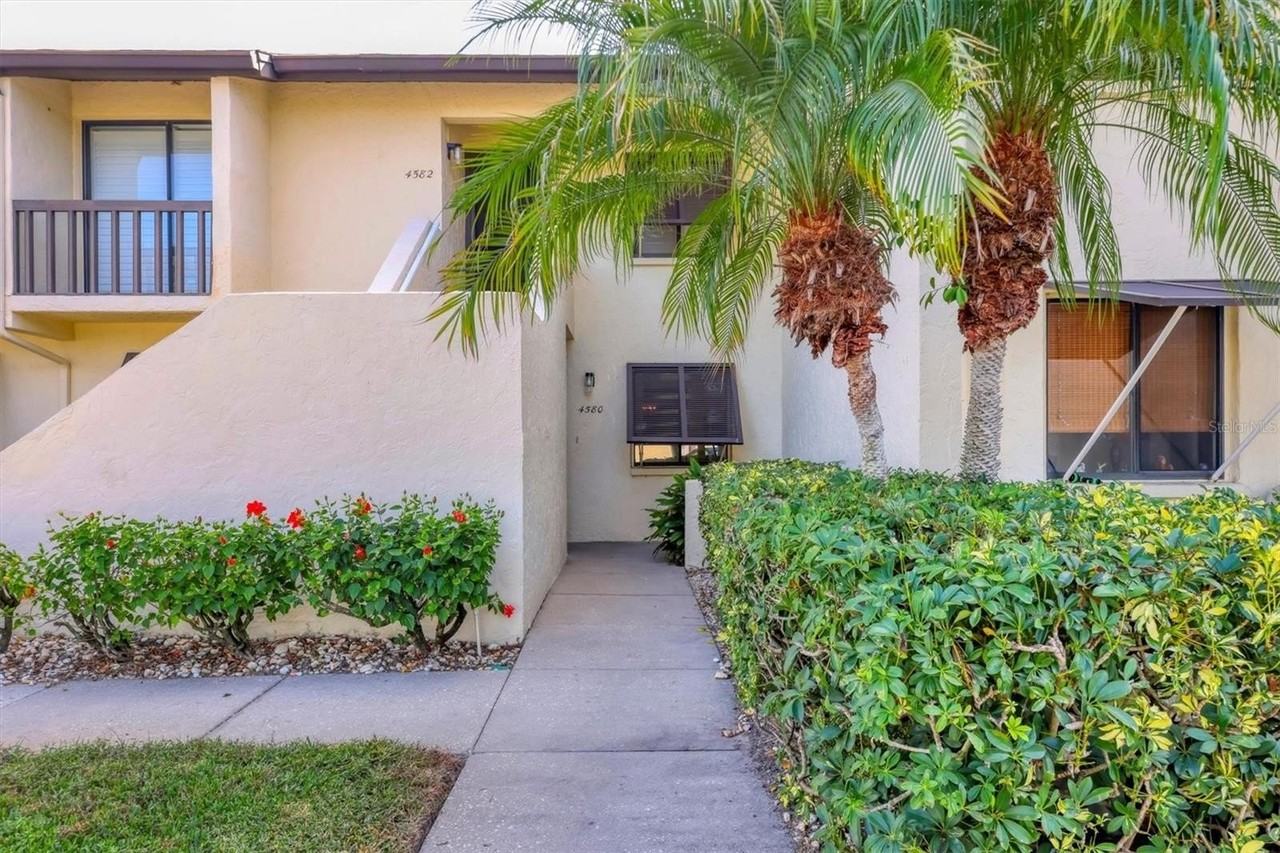 Bravura Lake Dr #61 - Photo 2 of 46