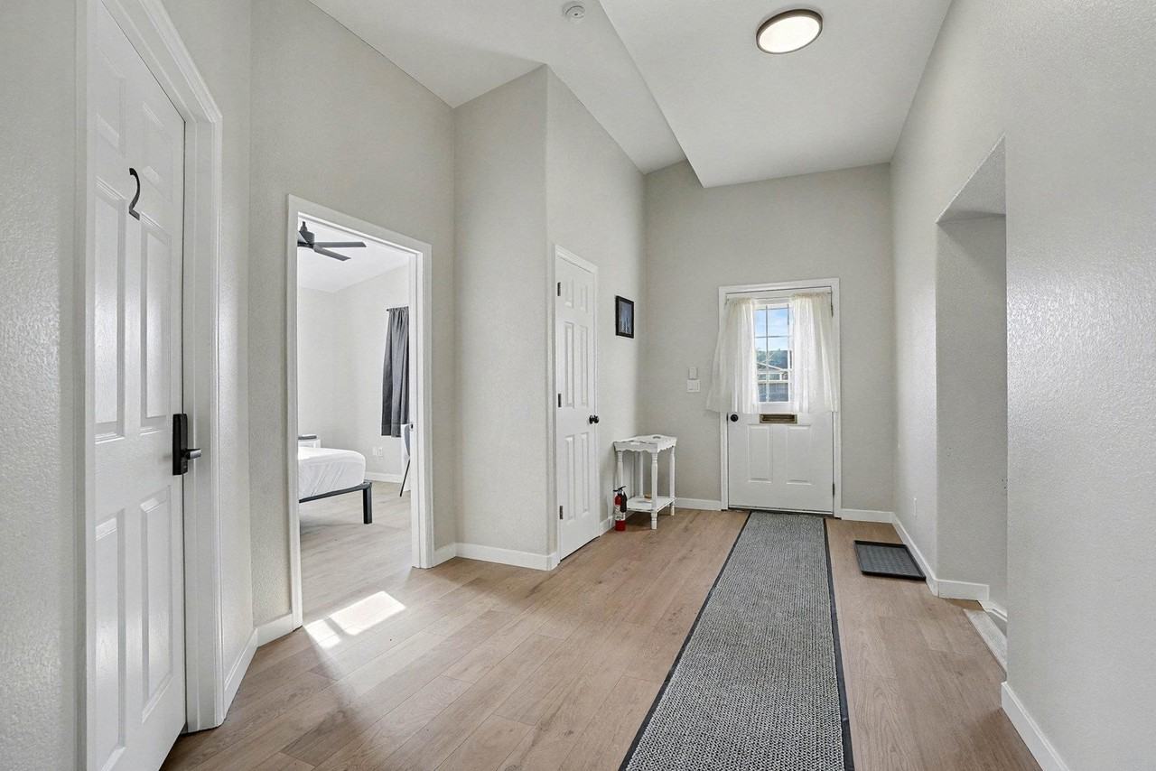 N Fillmore St - Photo 3 of 10