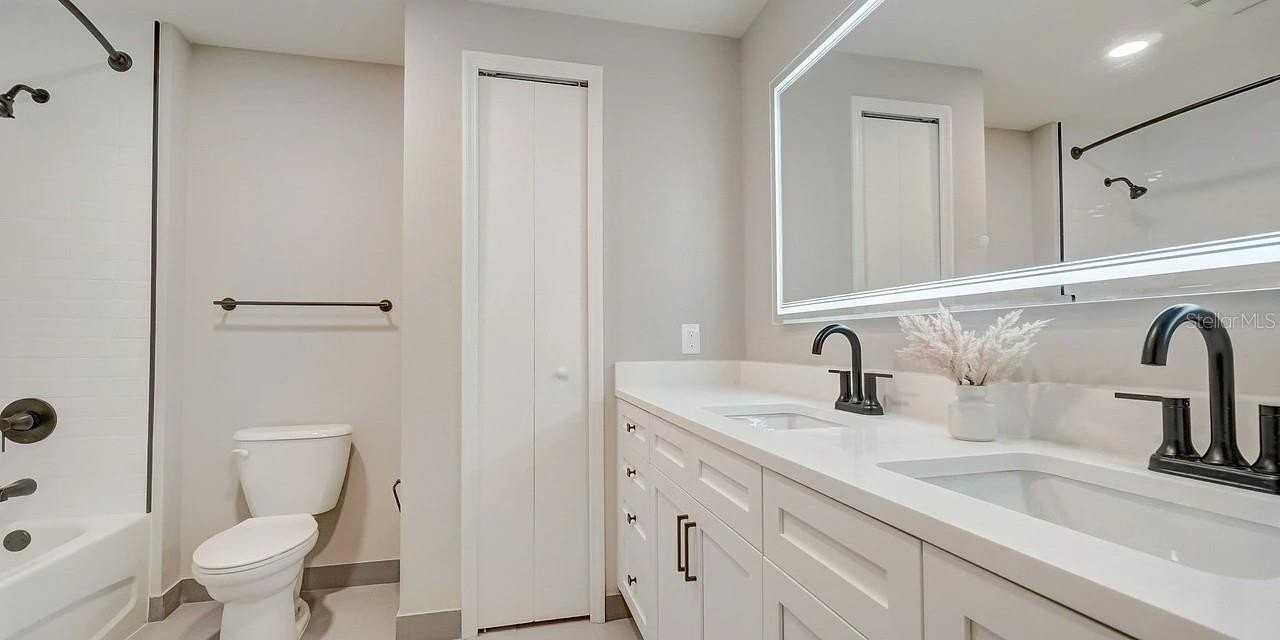 55 West Church Street - Photo 7 of 47