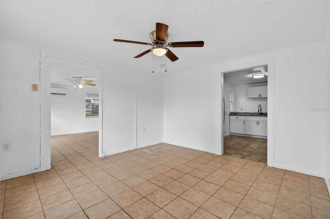 6401 31st St N #3 - Photo 3 of 49