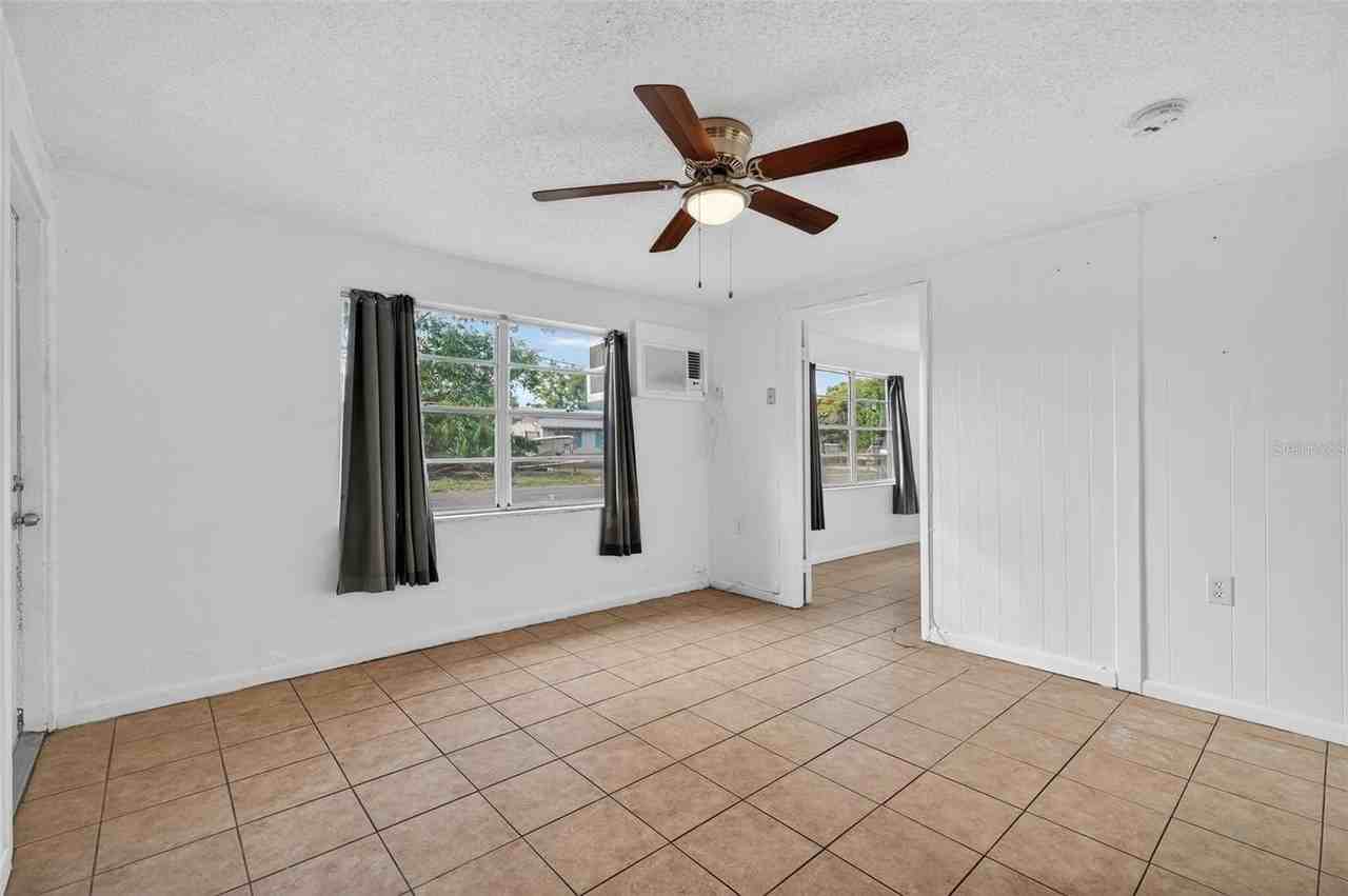 6401 31st St N #3 - Photo 6 of 49