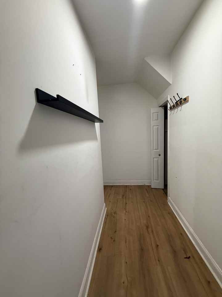 45 Seymour Ave #1 - Photo 5 of 13