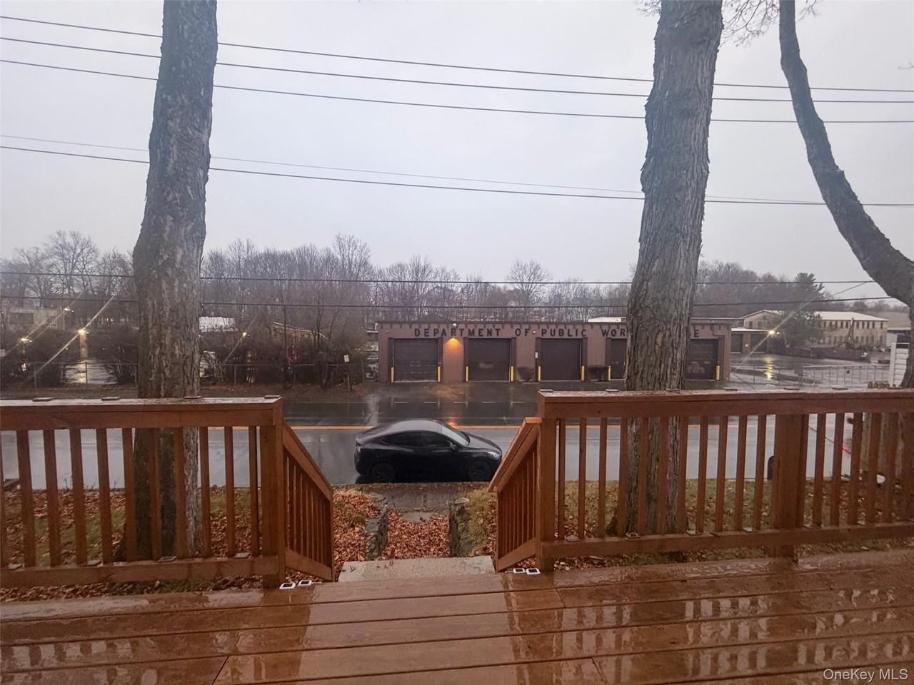 79 Monhagen Ave - Photo 2 of 22