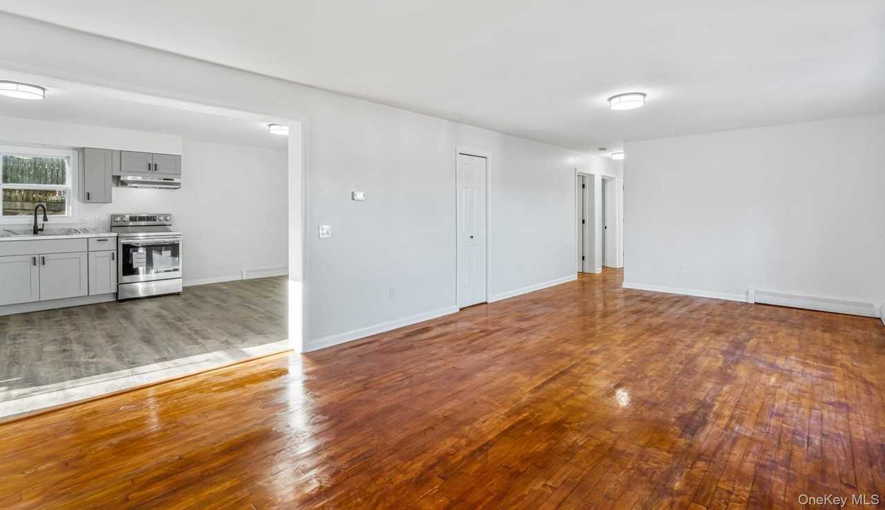 198 Woodland Ave Unit 1 #1 - Photo 4 of 17