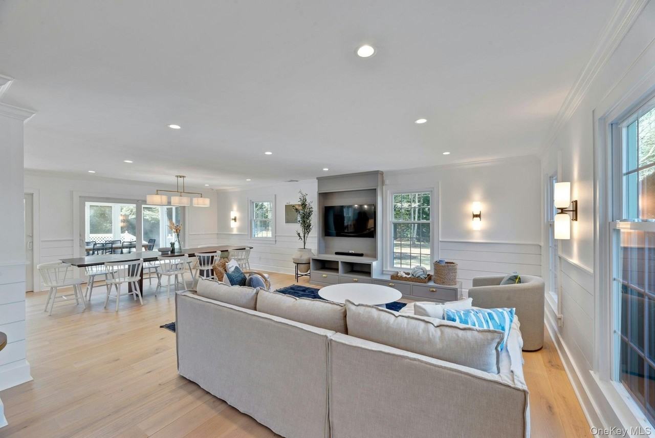 110 Sleepy Hollow Ln - Photo 7 of 46