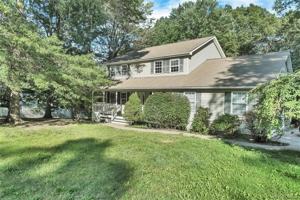 featured image of 5 Fairview Lane