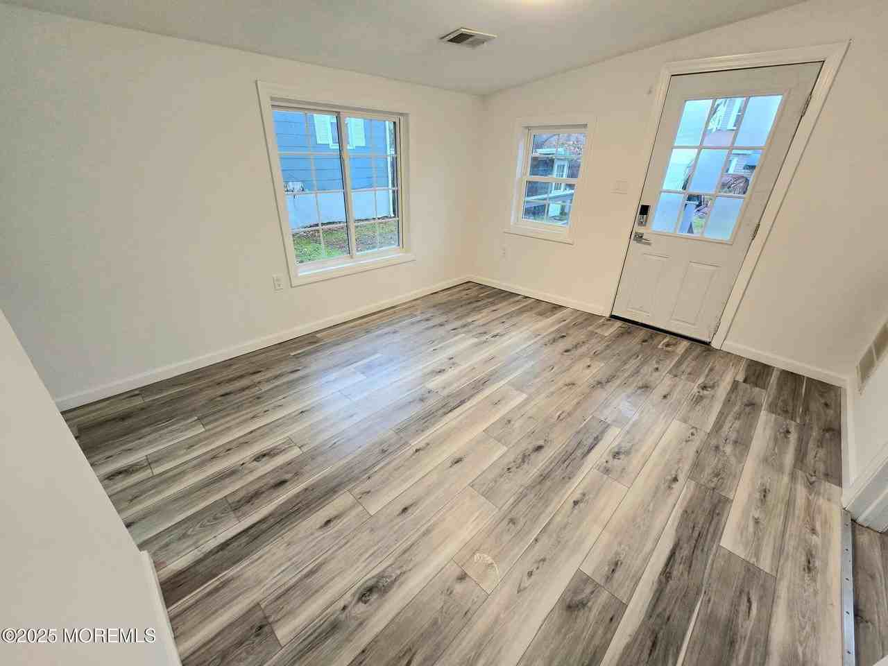 912 Sunset Avenue #REAR - Photo 3 of 7