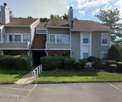 featured image of 3 Dressage Court