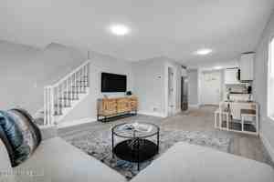 featured image of 33 Grove Place