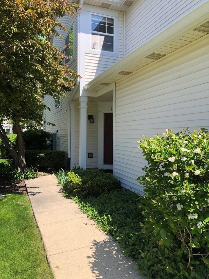 2911 Stockton Court - Photo 2 of 27