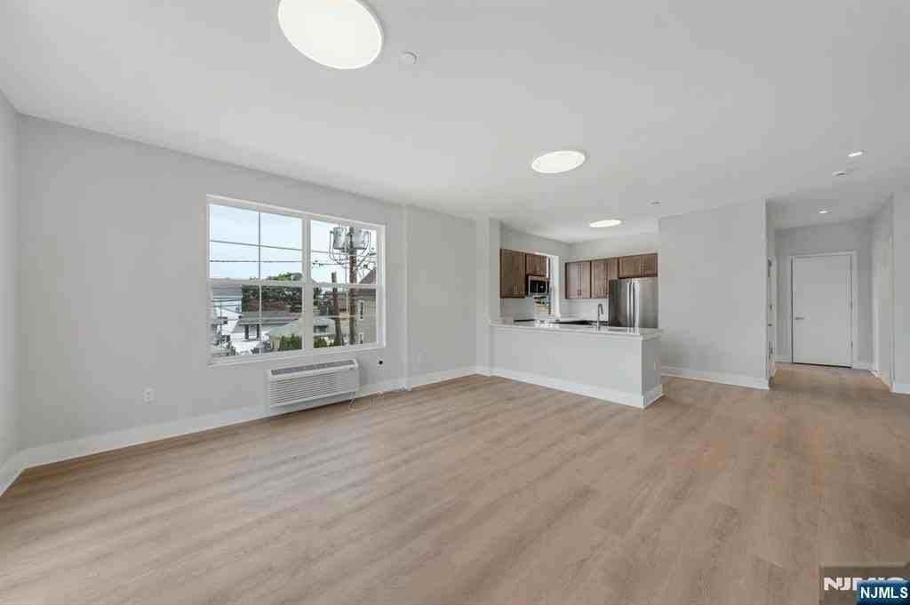 1 Center St - Photo 5 of 15