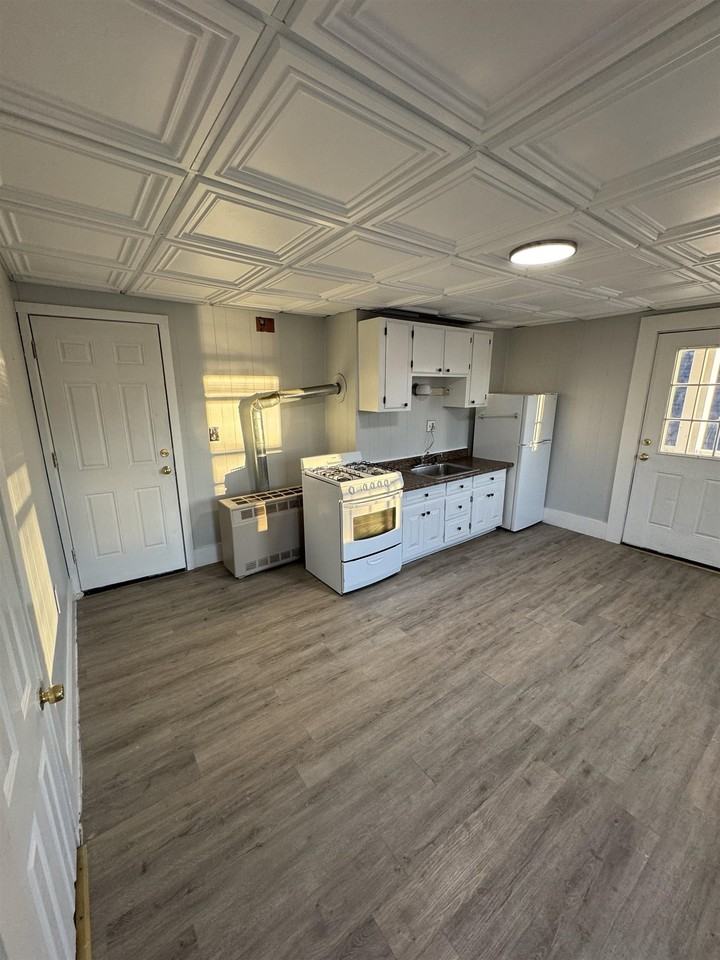 30 Ledge St #6 - Photo 7 of 7