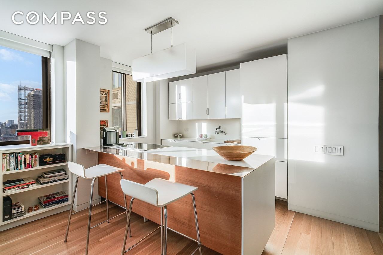 280 Park Ave S #20C - Photo 7 of 17