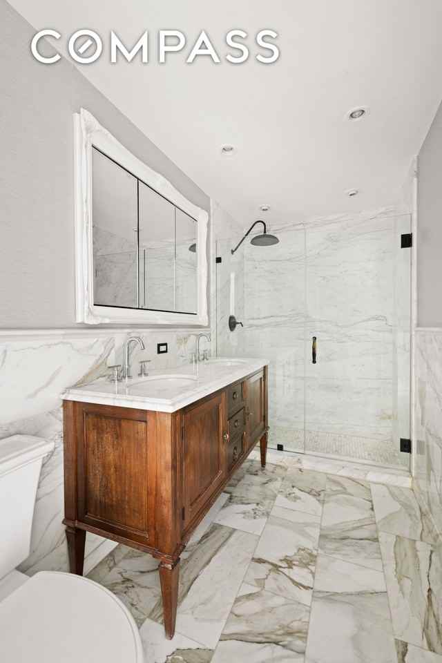 310 W 52nd St #14B - Photo 6 of 13