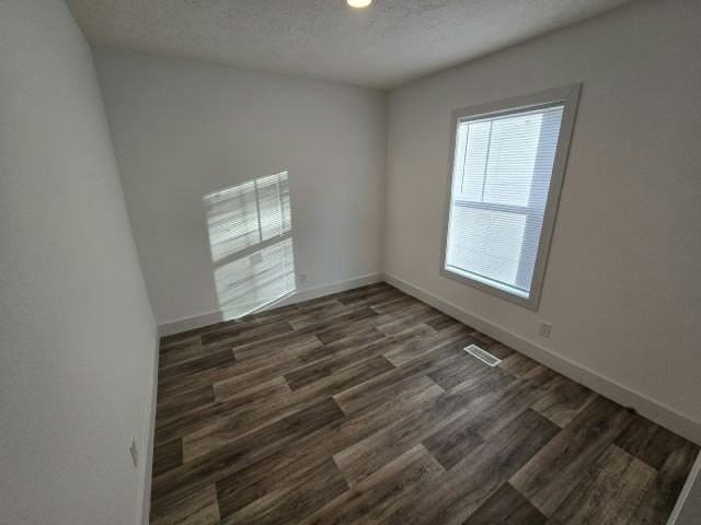 142 Terri Ln #205 - Photo 3 of 6