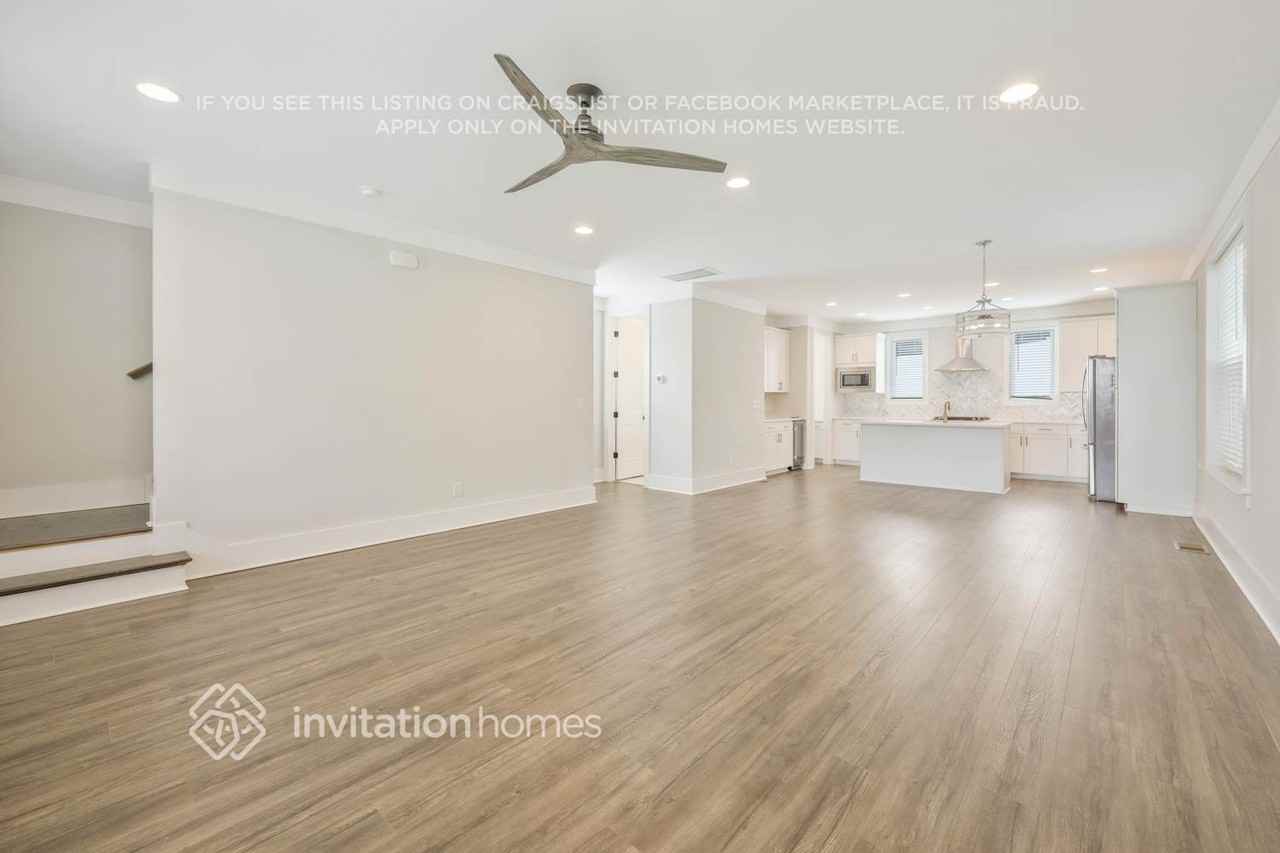 220 Founders Ln - Photo 7 of 27