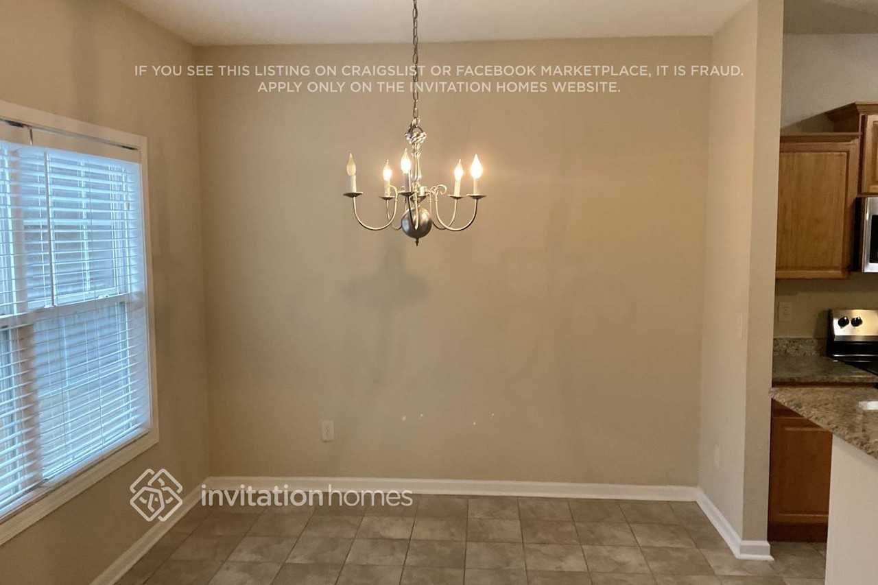 6532 Silk Tree Pointe - Photo 7 of 15