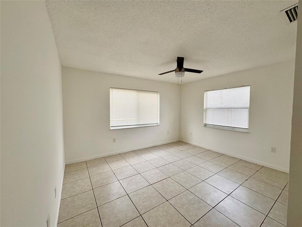 20421 Nw 32nd Ct - Photo 4 of 16