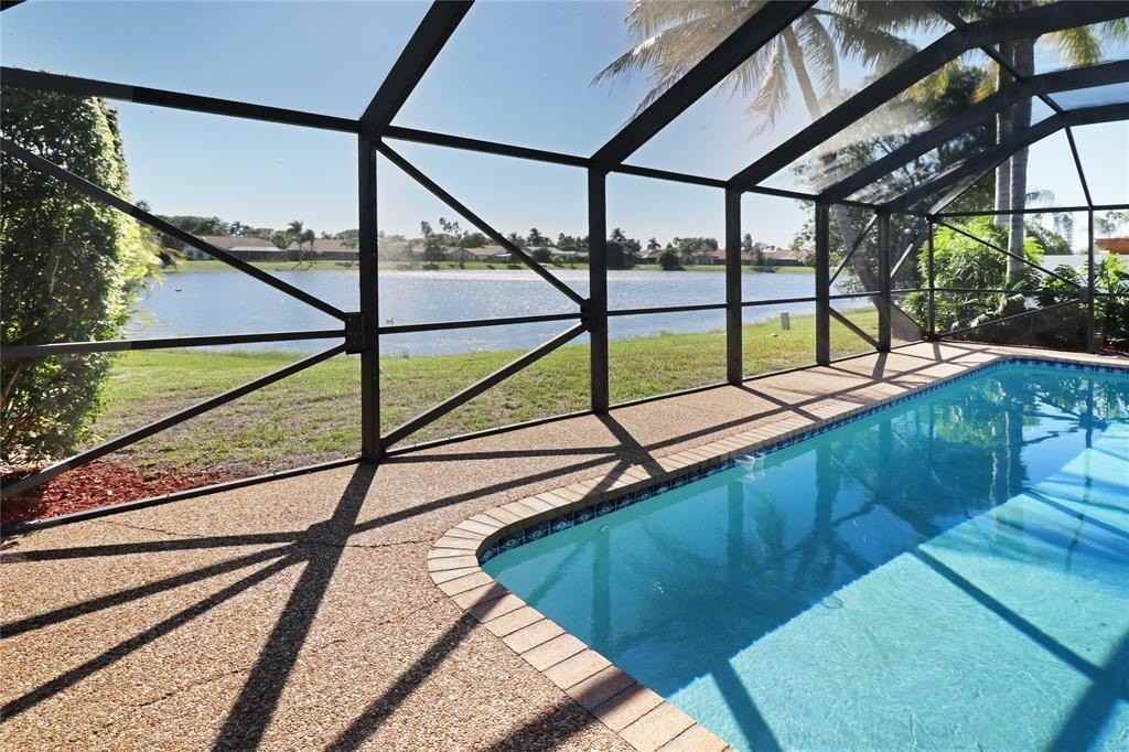 11310 Lake Tree Ct - Photo 2 of 42