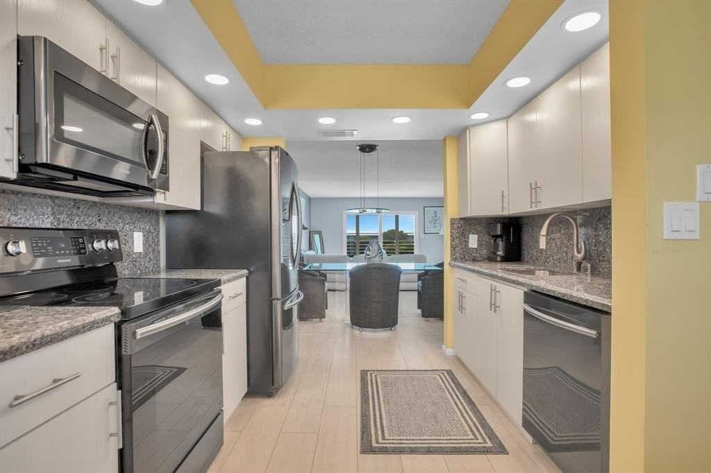 1702 Andros Isle #D4 - Photo 7 of 38