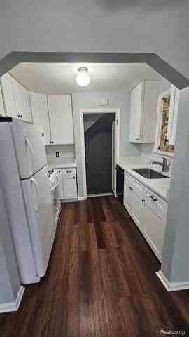 2259 Cambridge Road - Photo 4 of 20