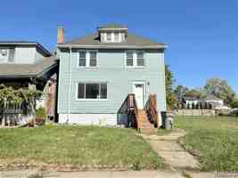 featured image of 19 E Josephine St