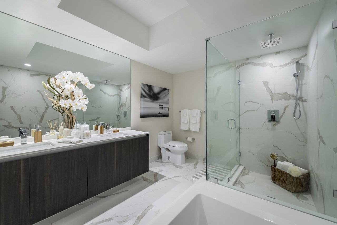 500 East Las Olas Boulevard #4103 - Photo 3 of 17