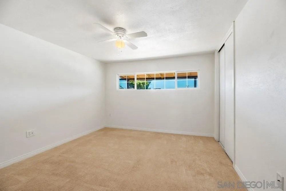 4433 Pocahontas Avenue - Photo 3 of 11