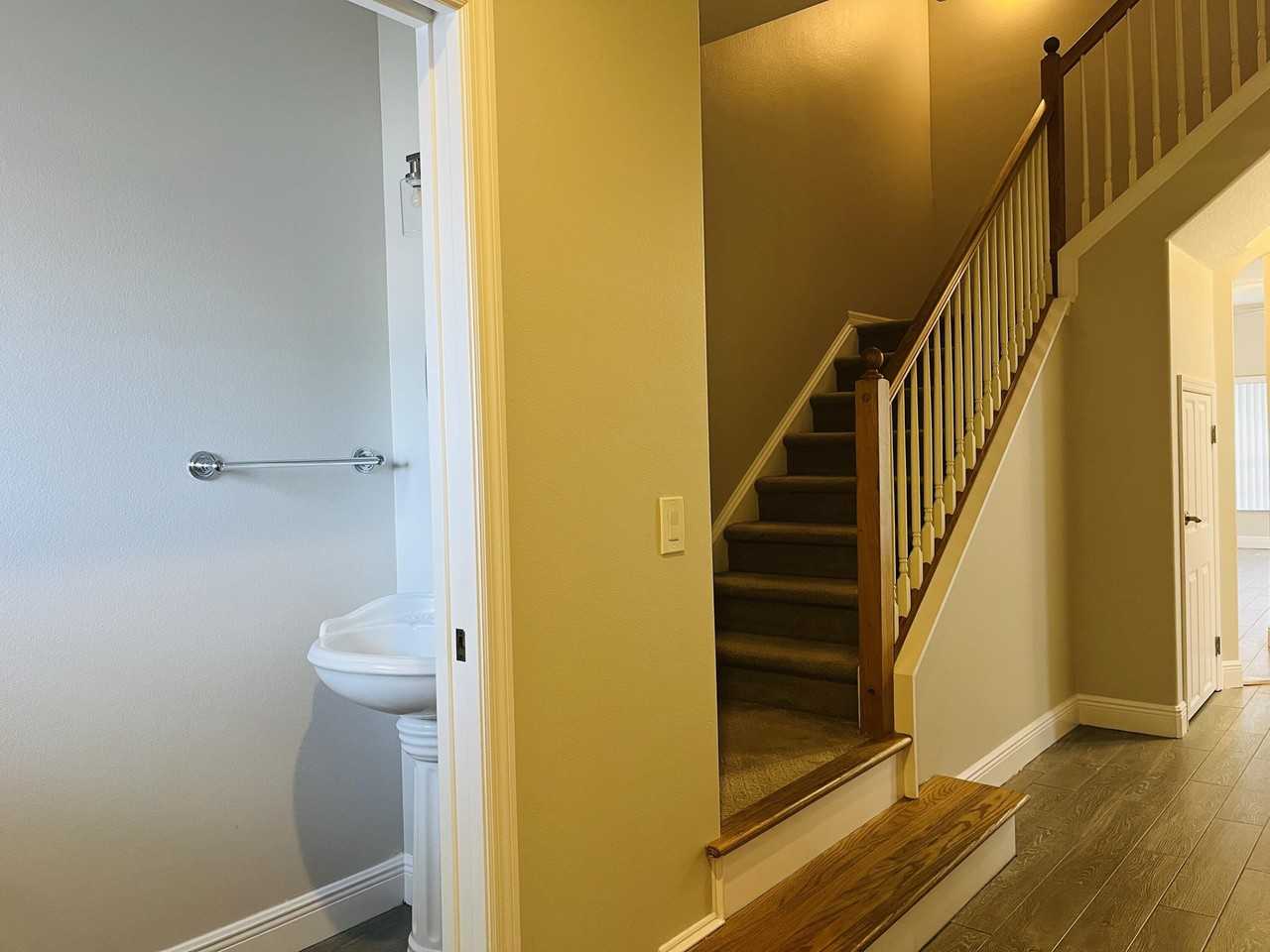 117 Anchorage Av #6 - Photo 7 of 17