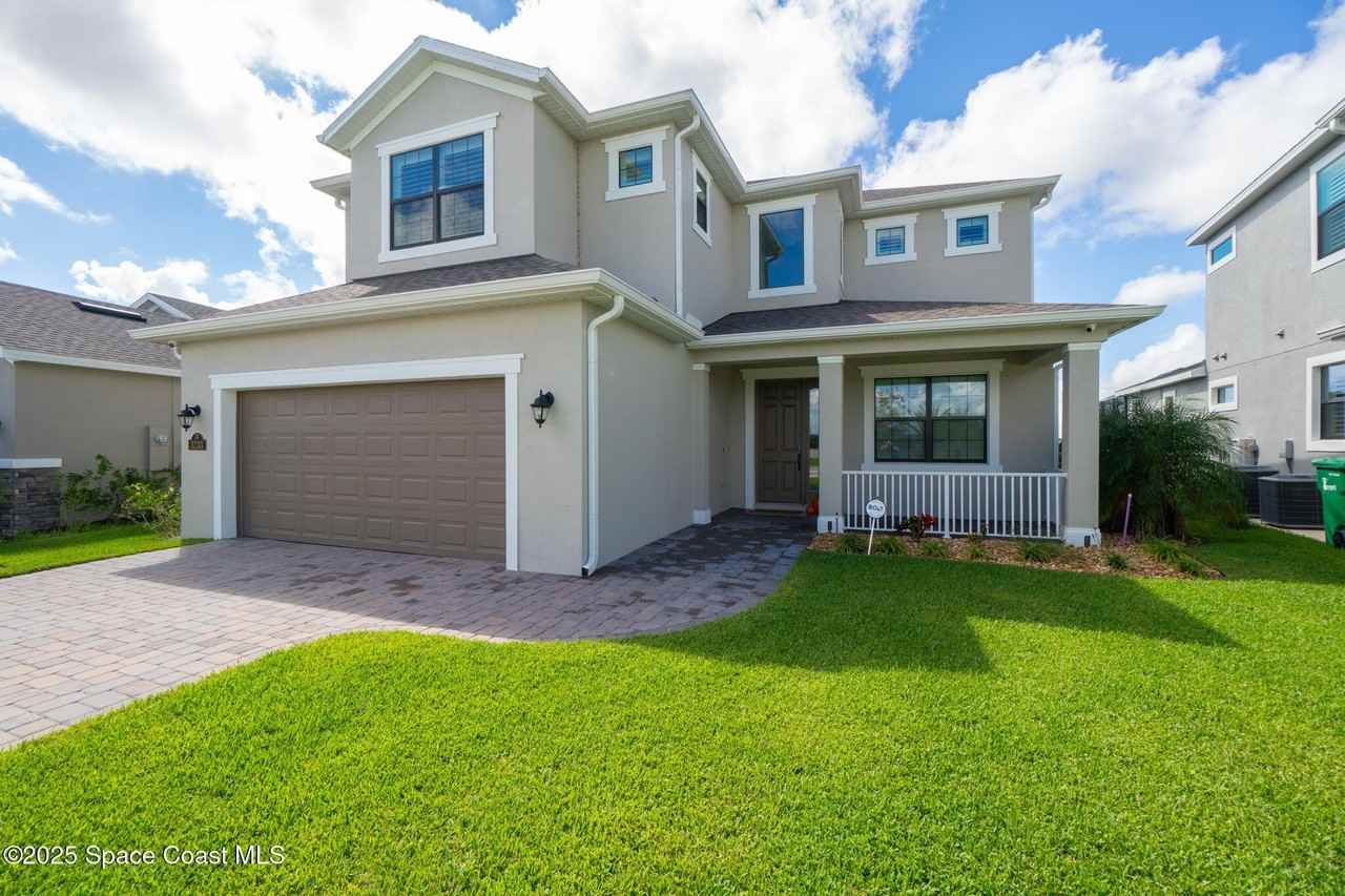 3233 Casare Dr - Photo 3 of 50