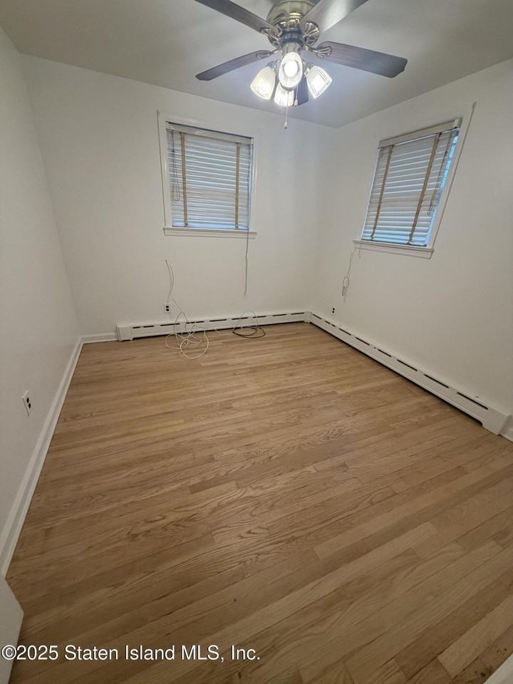 210 Hylan Boulevard - Photo 2 of 5