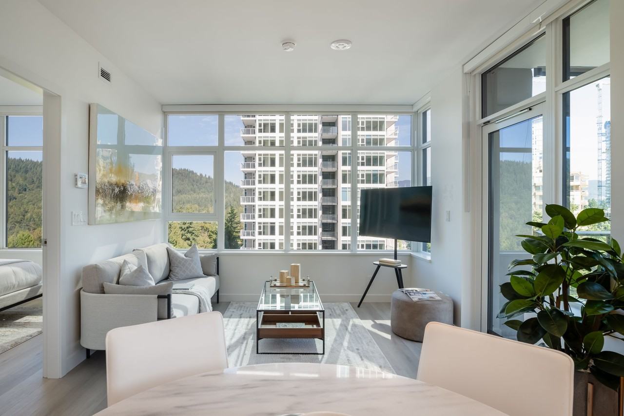 708 Farrow Street - Photo 6 of 36