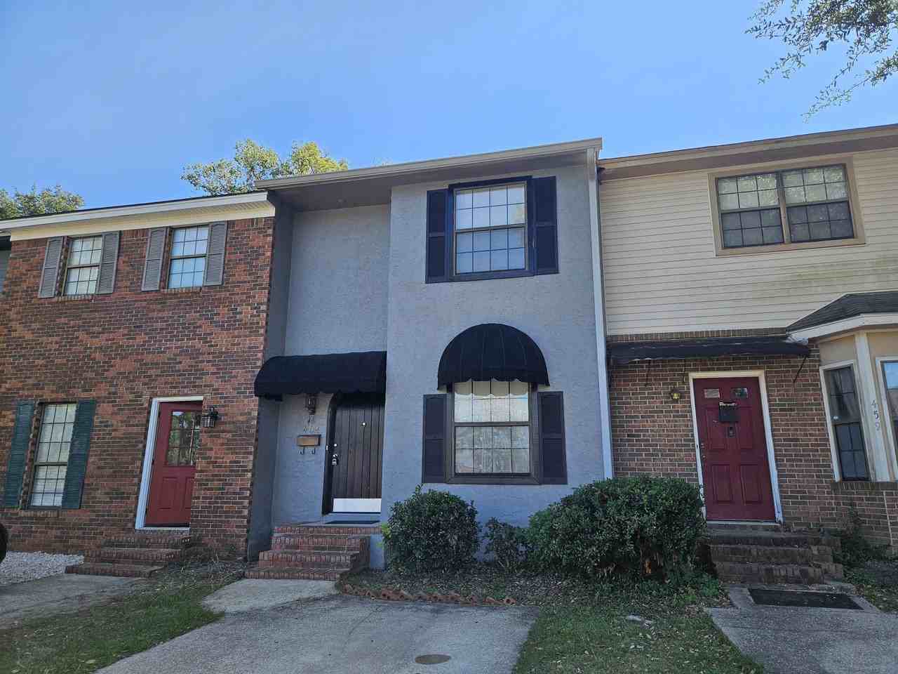 463 East Van Buren Street