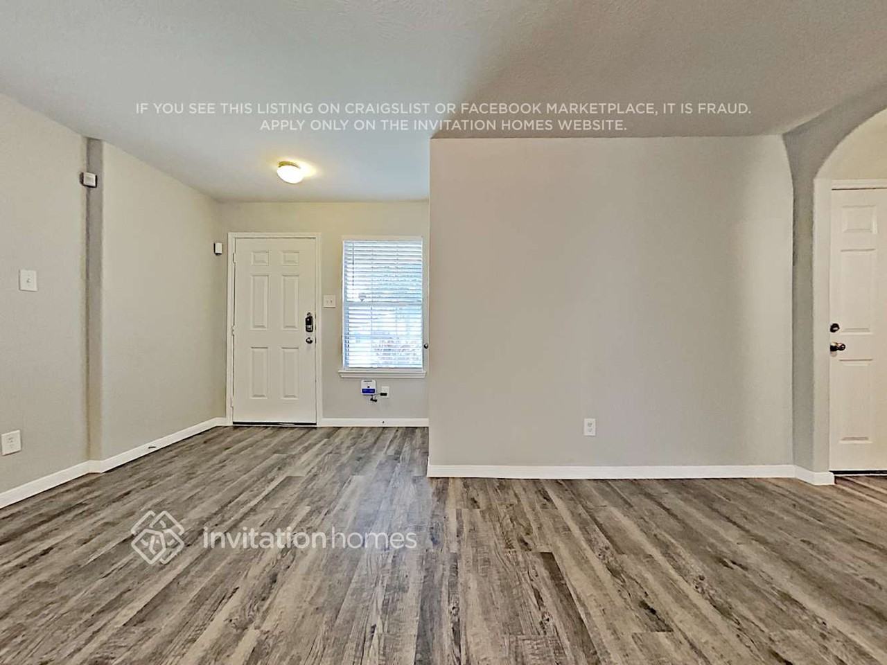 18739 N Lyford Dr - Photo 4 of 16