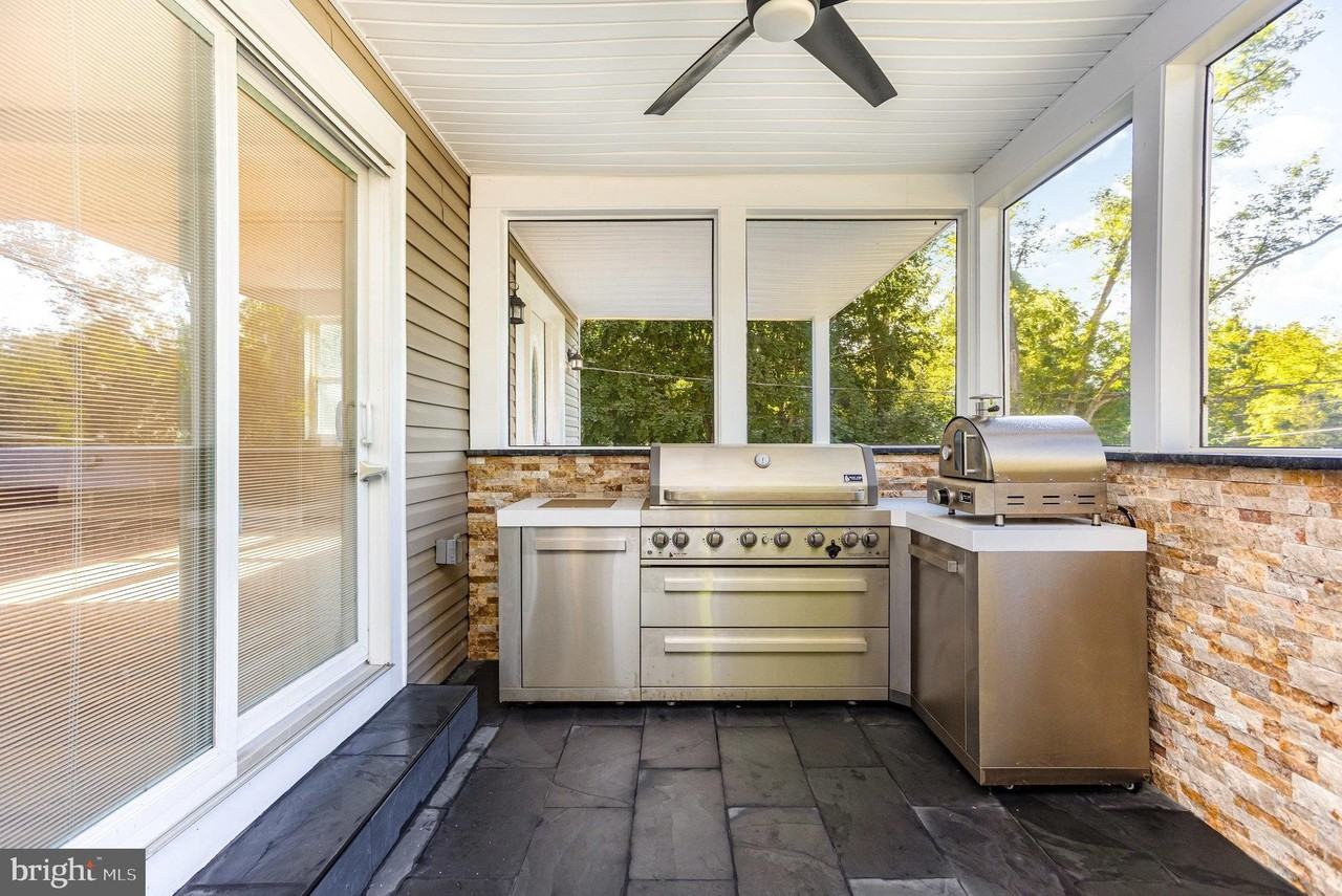 2430 Harris Mill Road - Photo 4 of 50