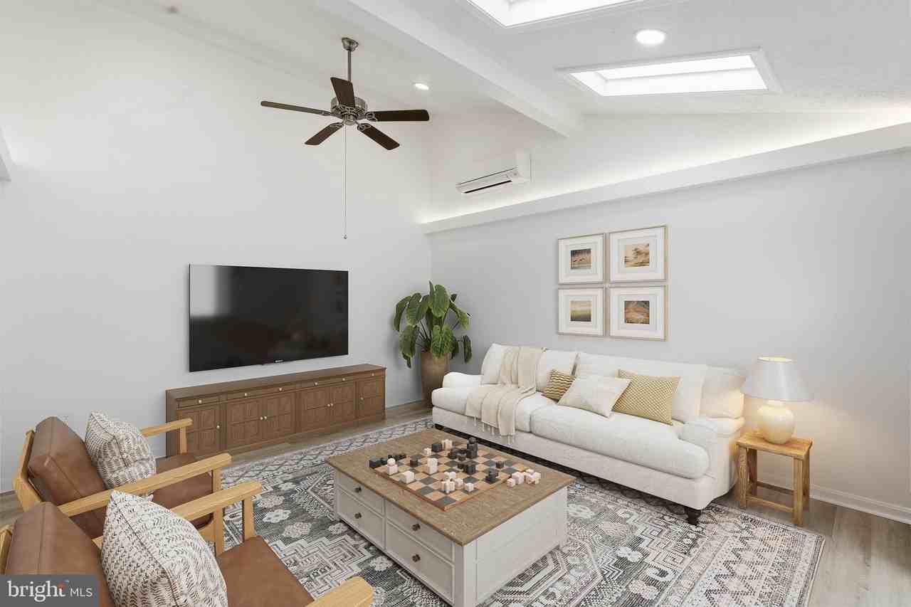 2525 Ryce Dr - Photo 5 of 46