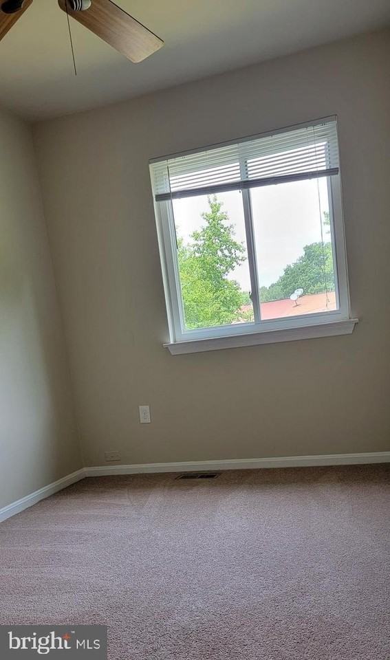 3096 Heathcote Rd - Photo 5 of 13