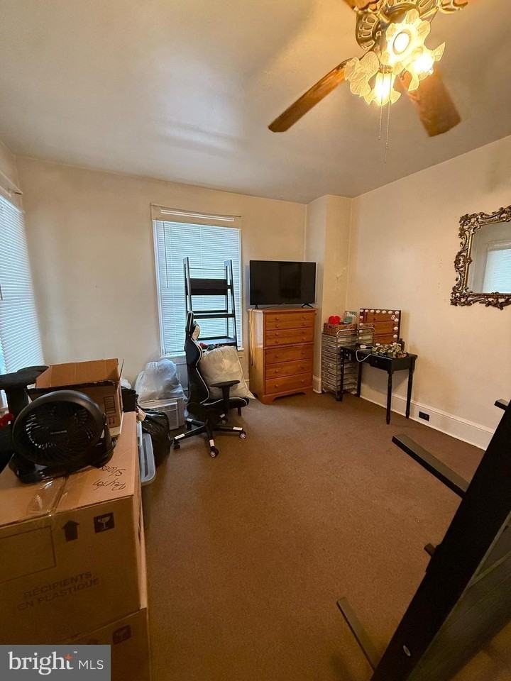 17 Cumberland Ave - Photo 7 of 12