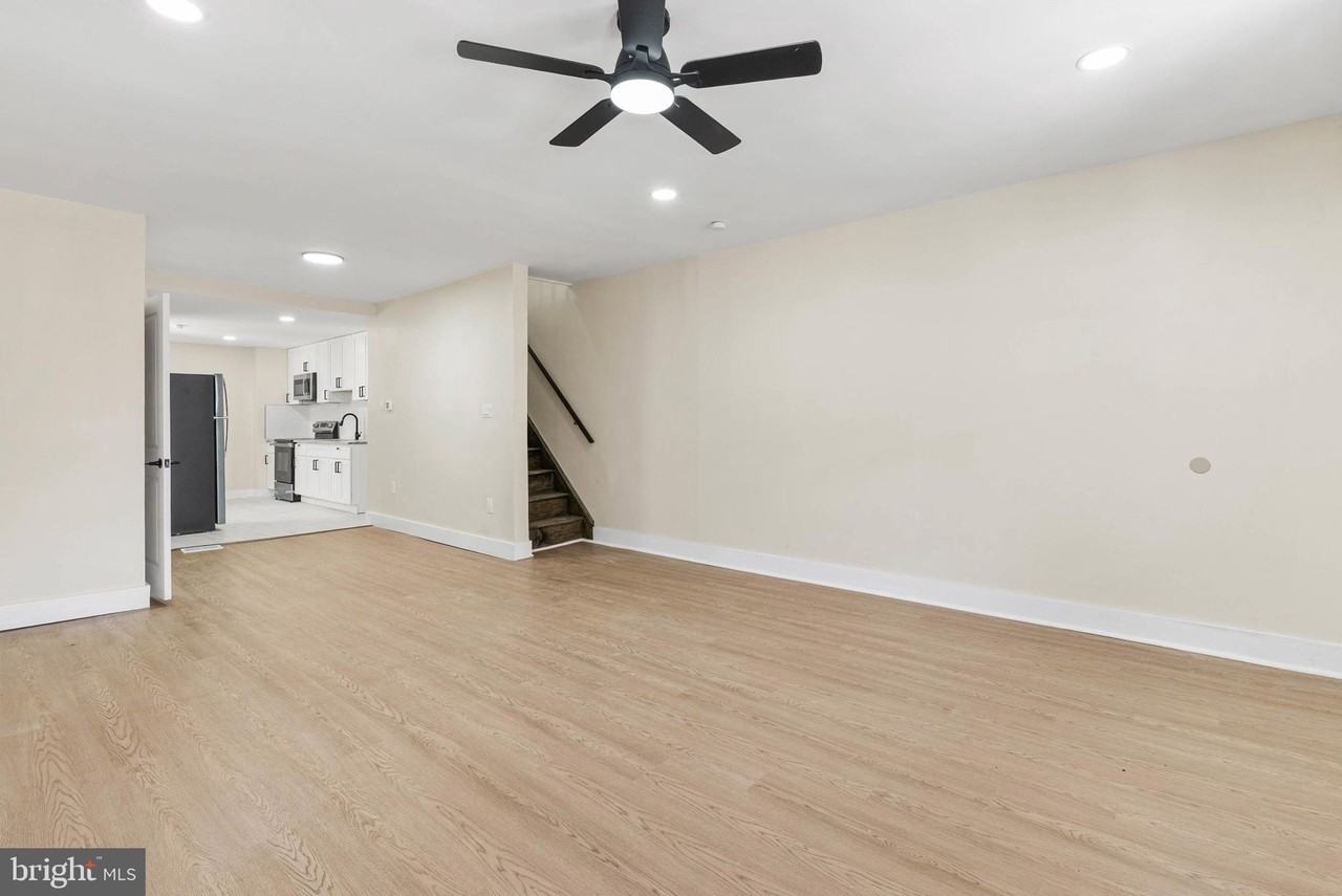 1221 N 50th St - Photo 3 of 24