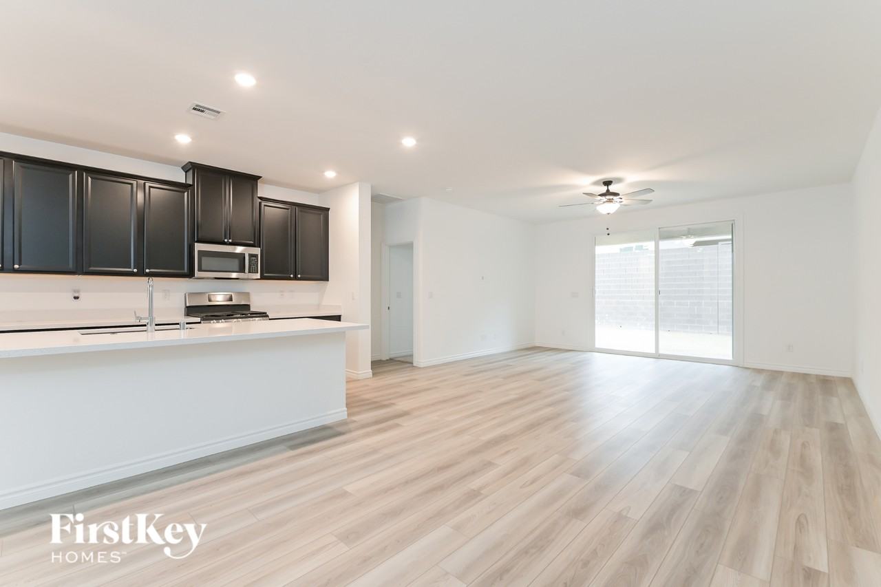 6845 Greensmen Ave - Photo 3 of 15