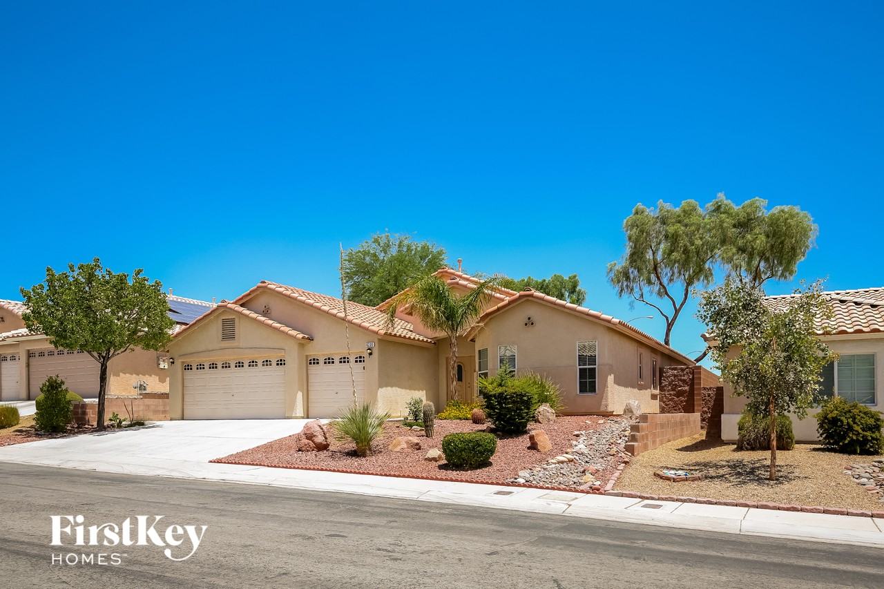 6236 Little Elm Street - Photo 2 of 15