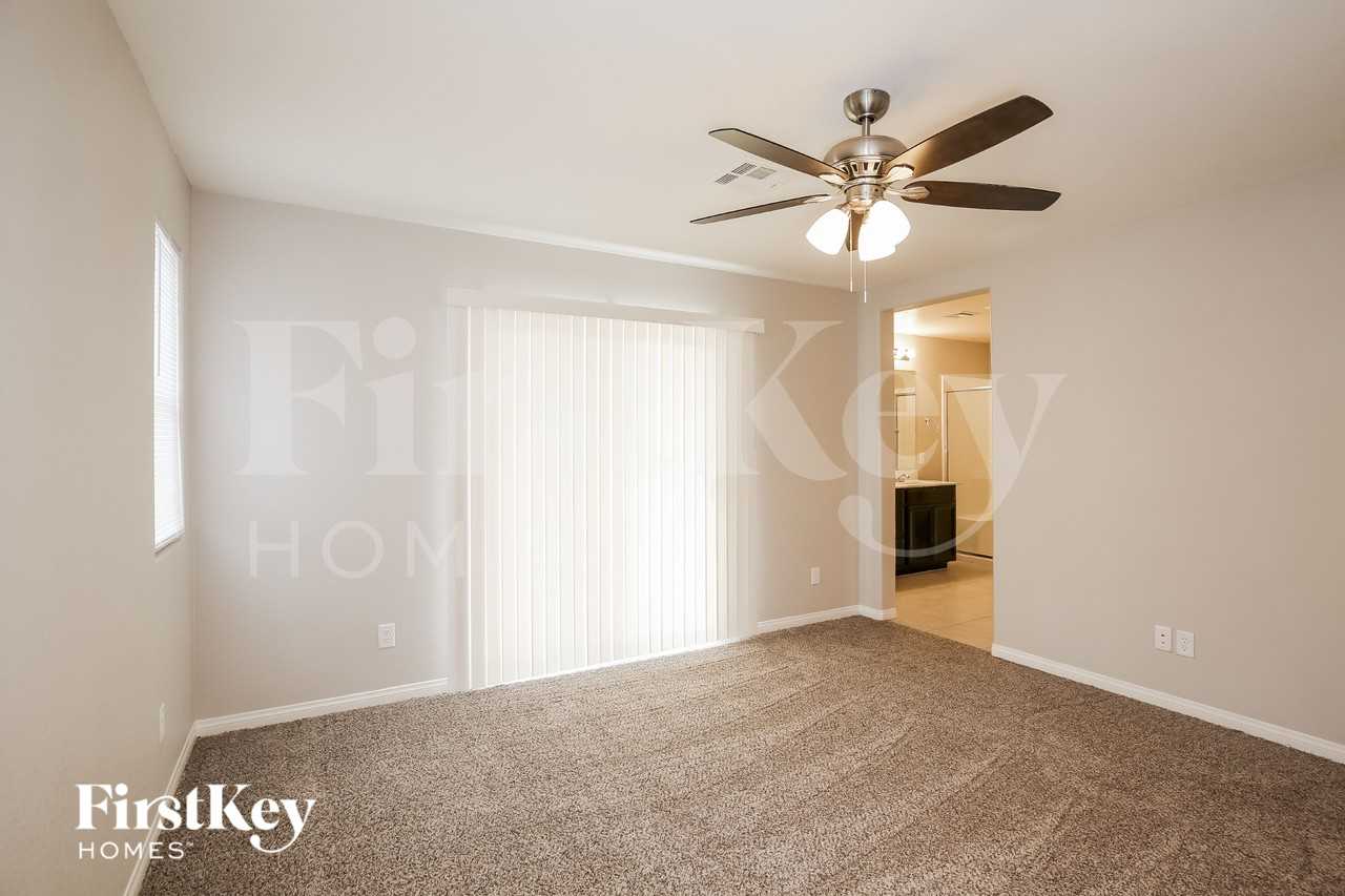 4235 Billowing Breeze Ave - Photo 6 of 15