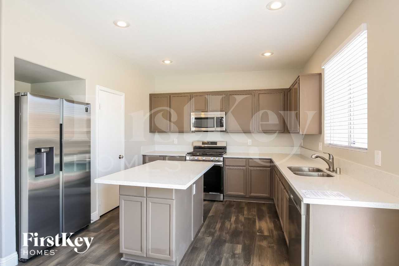 6025 Ripple Cloud Court - Photo 6 of 16