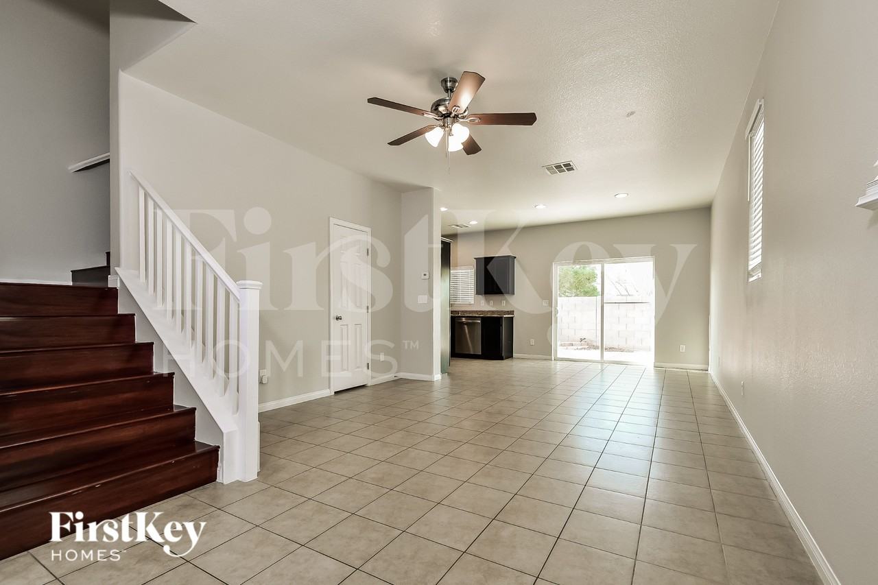 5485 Ovando Way - Photo 3 of 16